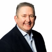 derek_mcilory__linkedin_.jpg.pagespeed.ce.XV42Yx5swV