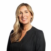 natasha_burgon__linkedin_.jpg.pagespeed.ce.3-8aZpbBFK