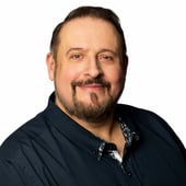 simon_patrick__linkedin_.jpg.pagespeed.ce.KinJuPQACm