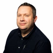 stewart_bold__linkedin_.jpg.pagespeed.ce.VAETIgSQSR